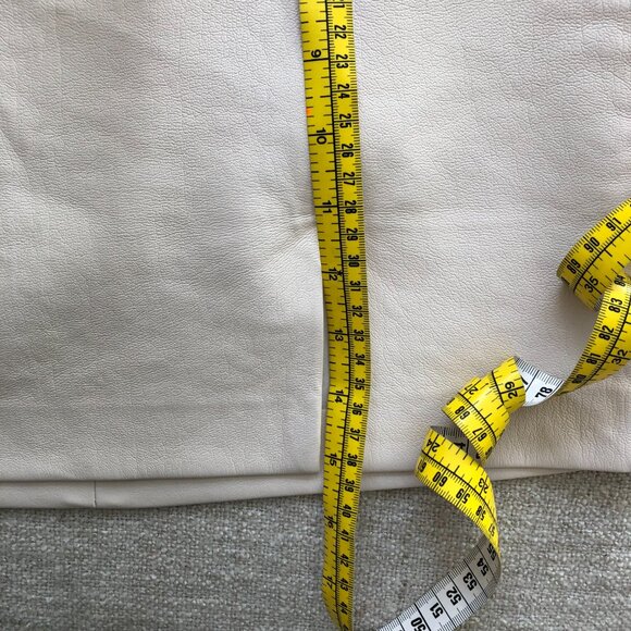 Aritzia Mini skirt - Picture 6 of 6